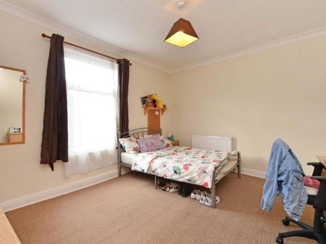 House for sale in Crookes, South Yorkshire
