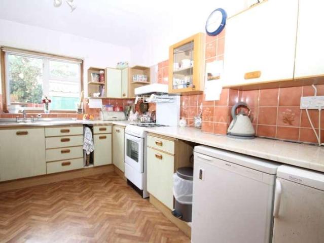 House for sale in New Malden, Greater London