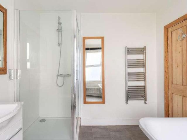 House for sale in Round Hill, Brighton & Hove