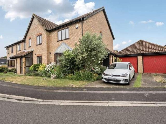 House for sale in Blackhills, Surrey