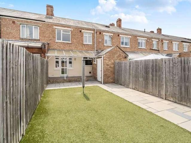 House for sale in Kingston, Baffins
