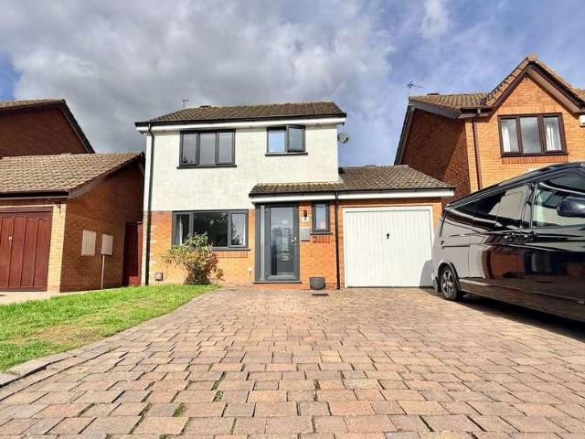 House for sale in Coseley, Dudley