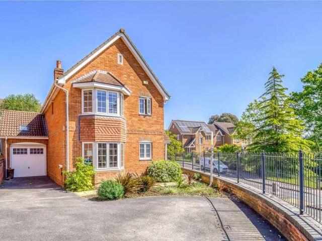 House for sale in Rossmore, Poole