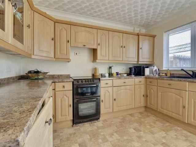 House for sale in Wecock, Spring Vale