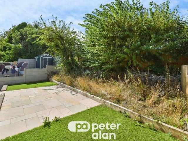 House for sale in Vaynor, Wales