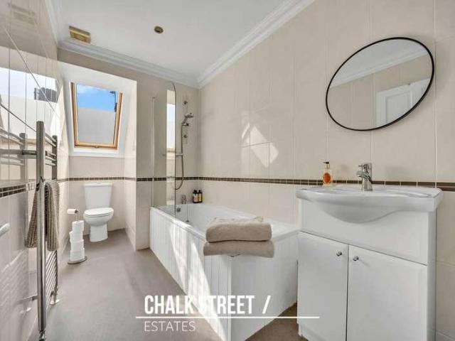 House for sale in Hornchurch, Greater London