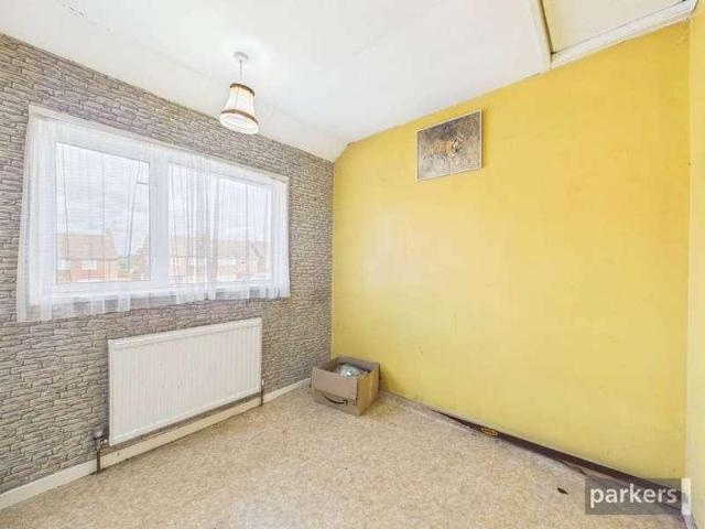 House for sale in Whitley Wood, Reading