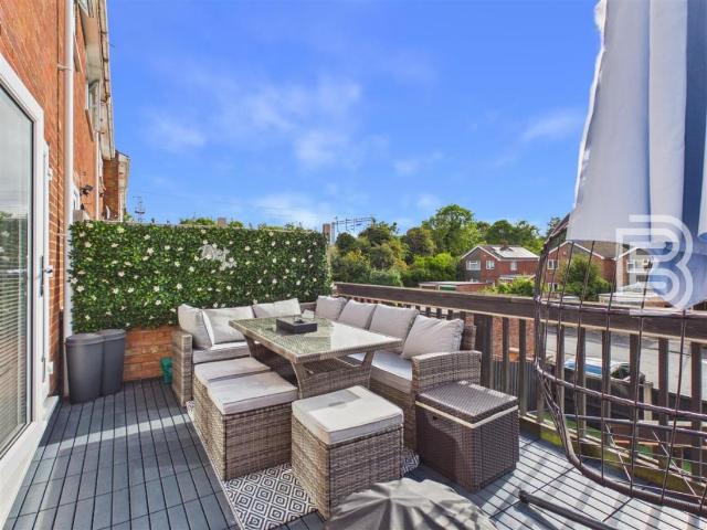 House for sale in Houlton, Rugby
