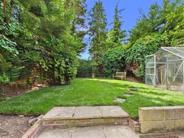 House for sale in Sunningdale, Windsor and Maidenhead