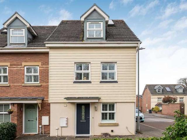 House for sale in Kingfisher Park, Colliers End