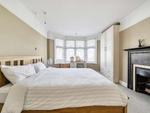 House for sale in Wealdstone, Greater London