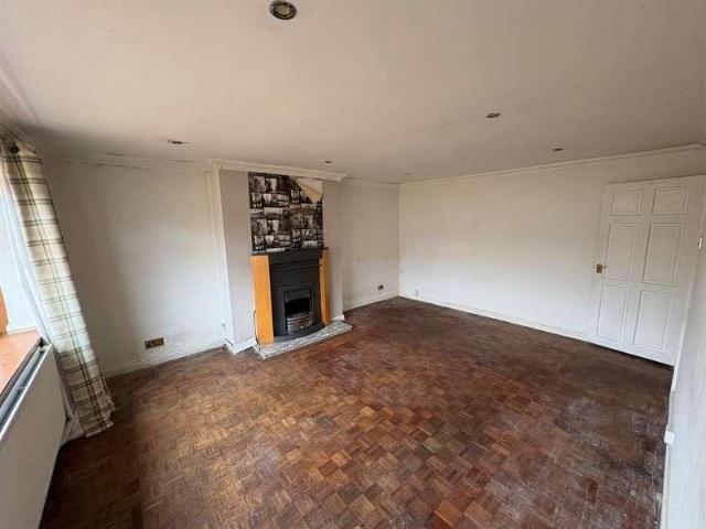 House for sale in Mynyddbach, Nangreaves