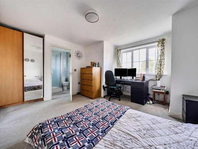 House for sale in Winnersh
