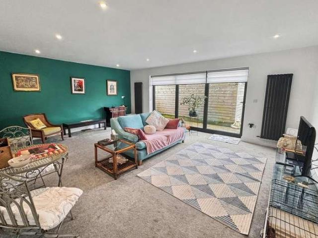 House for sale in Throop, Bournemouth