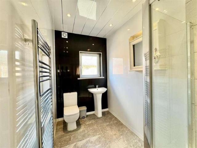 House for sale in Barnsley, Mapplewell