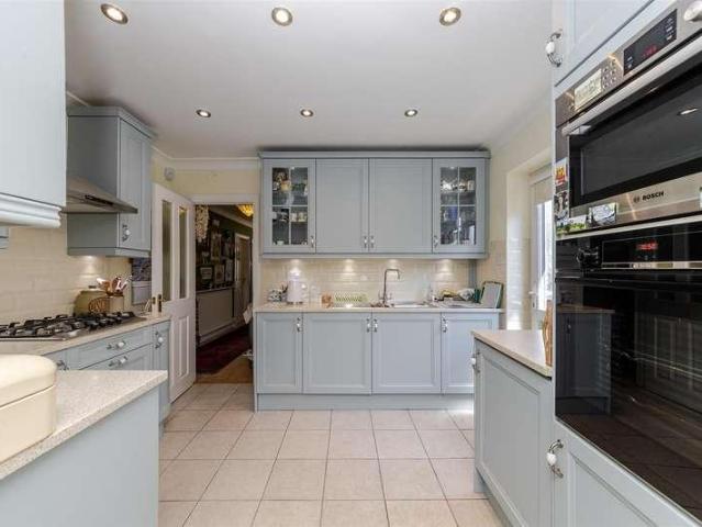 House for sale in St Albans, Five Acres