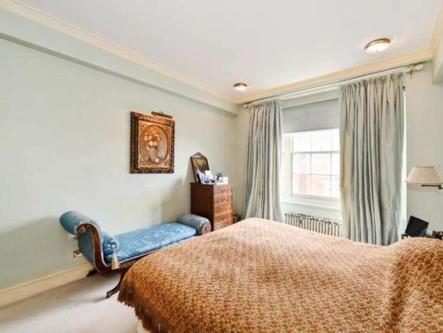 House for sale in Marylebone, Greater London