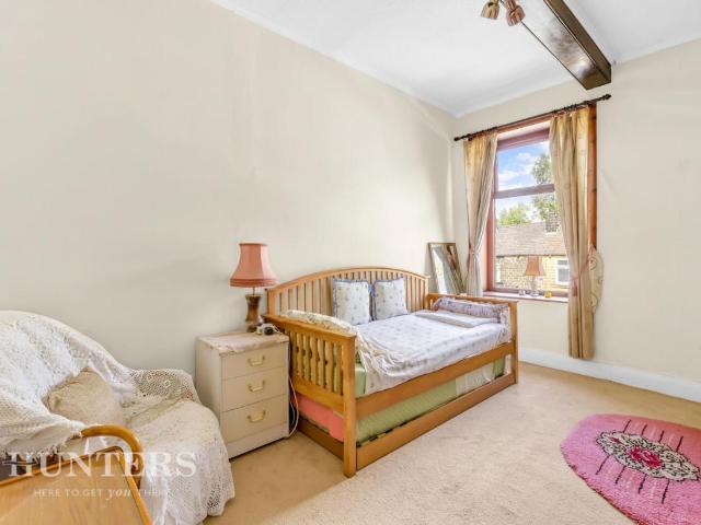 House for sale in Caldermoor, Burnedge
