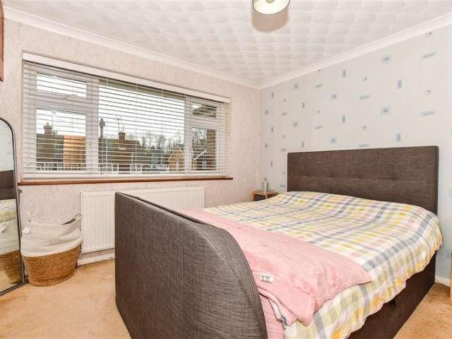 House for sale in Higham Wood, Bourne Vale