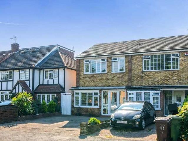 House for sale in The Wrythe, Greater London
