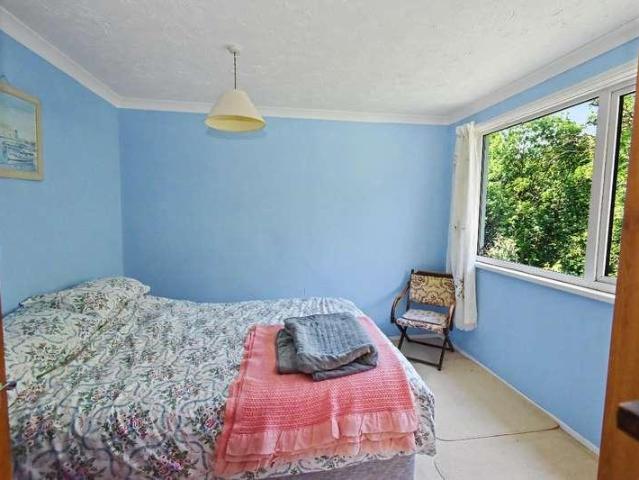 House for sale in Weir Quay, Devon