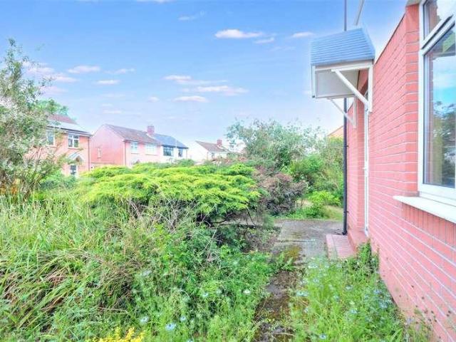 House for sale in Baswich, Staffordshire