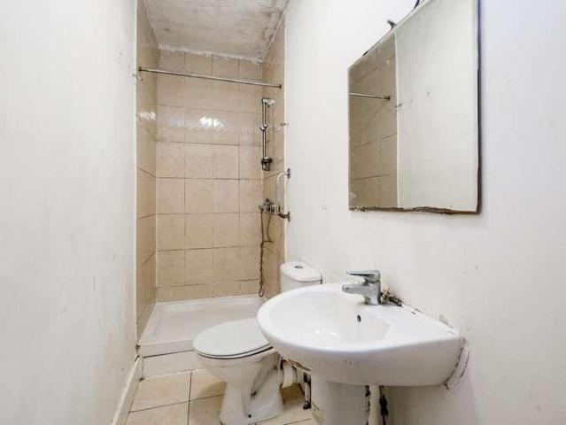 House for sale in Leytonstone, Greater London