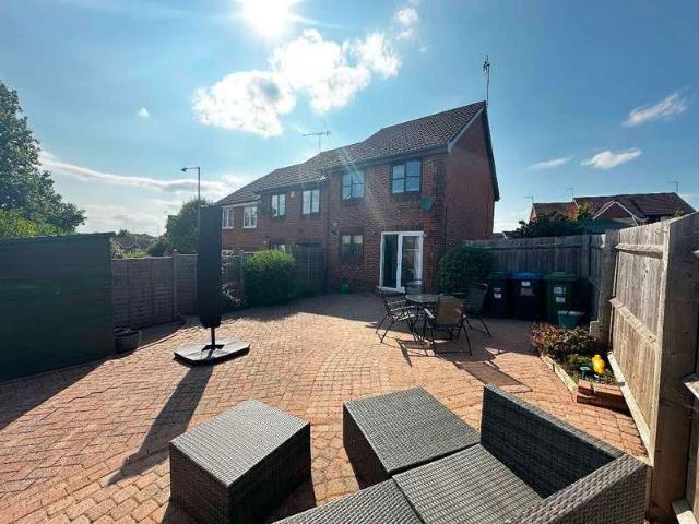 House for sale in Green Close, Warwickshire