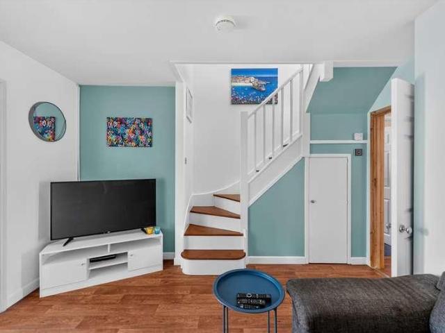 House for sale in Highwood, Horsham
