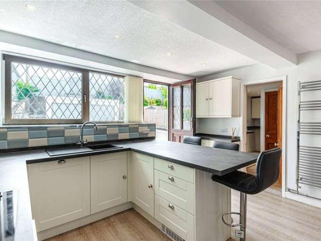 House for sale in Llanidloes, Wales