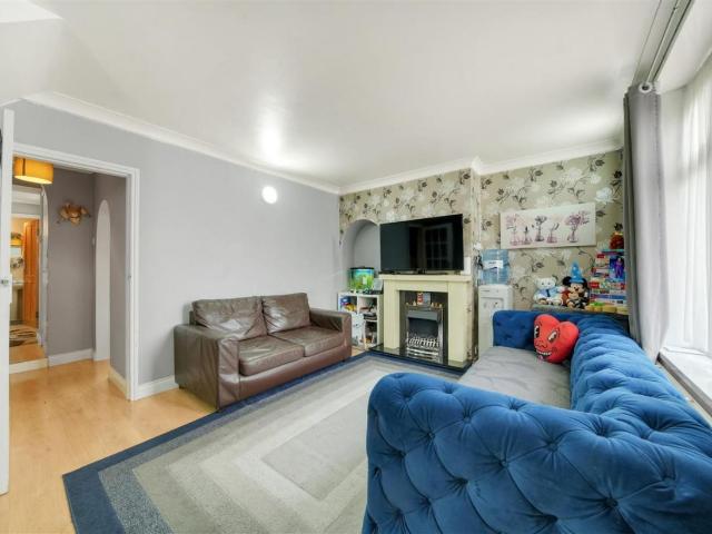 House for sale in Becontree, Greater London
