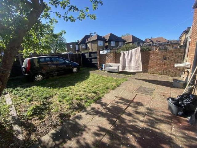 House for sale in South Chingford, Highams Park
