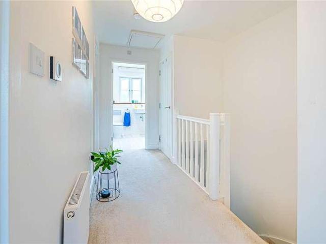 House for sale in Bourne End, Pouchen End