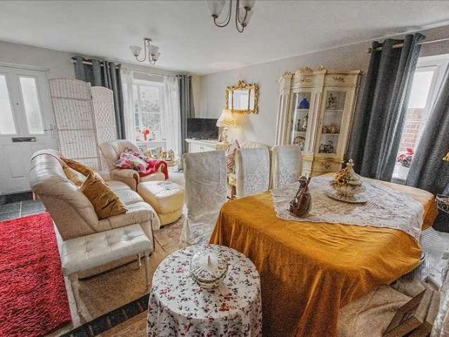 House for sale in Monkton, Pembroke
