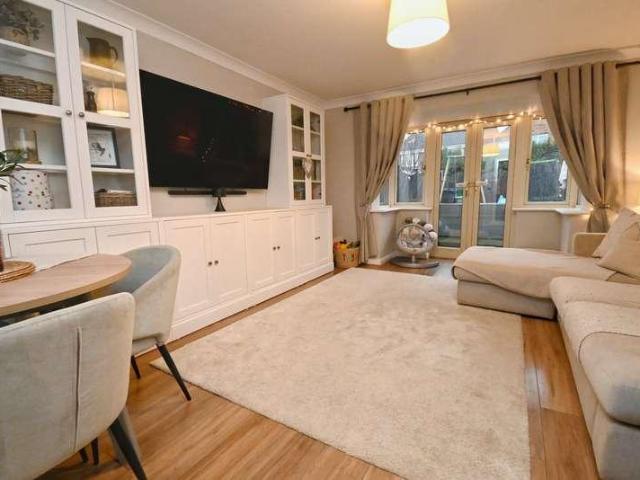 House for sale in Shafton Two Gates, Barnsley