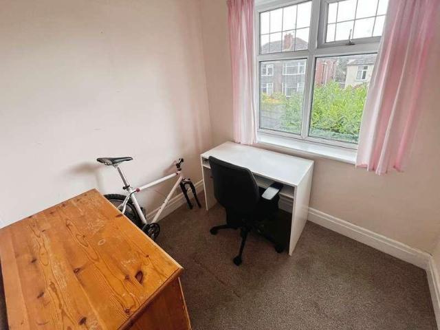 House for sale in Belmont Park, Lee Bank