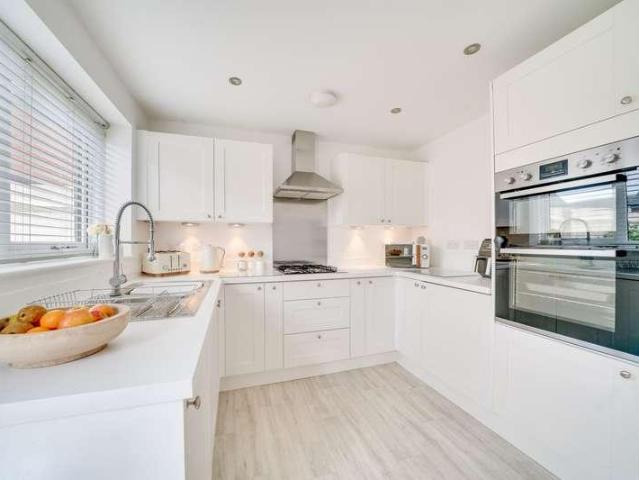 House for sale in Priorslee, Priorslee Village