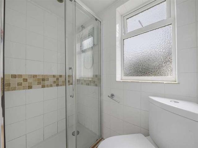 House for sale in West Wickham, Greater London
