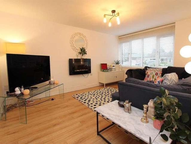 House for sale in Stourbridge, West Midlands