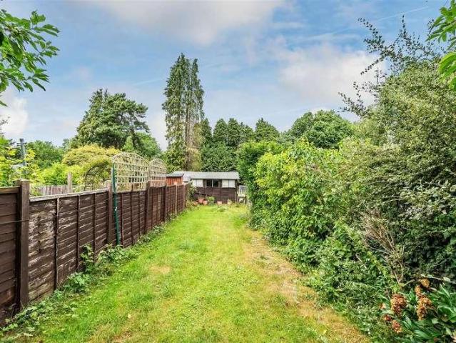 House for sale in Hillview, Surrey