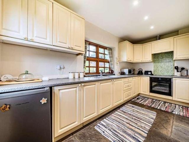House for sale in Coed-y-paen, Usk
