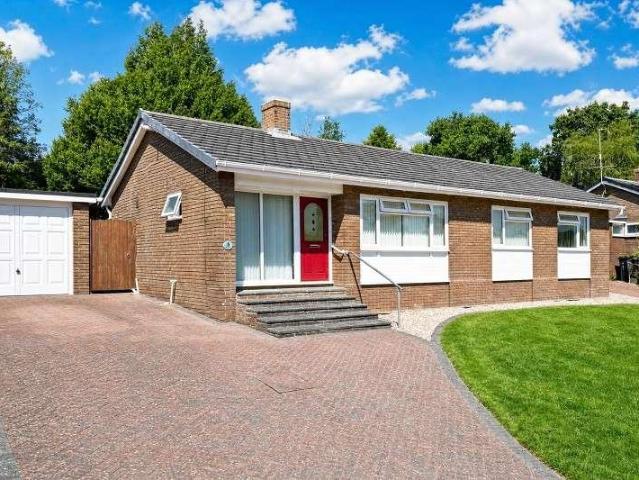 House for sale in Highcliffe