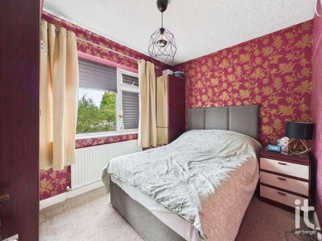 House for sale in Heaviley, Stockport