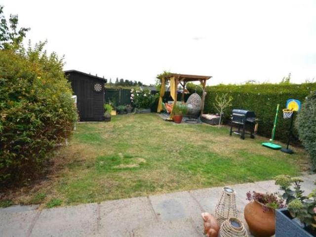 House for sale in Hillmorton Paddox, New Bilton