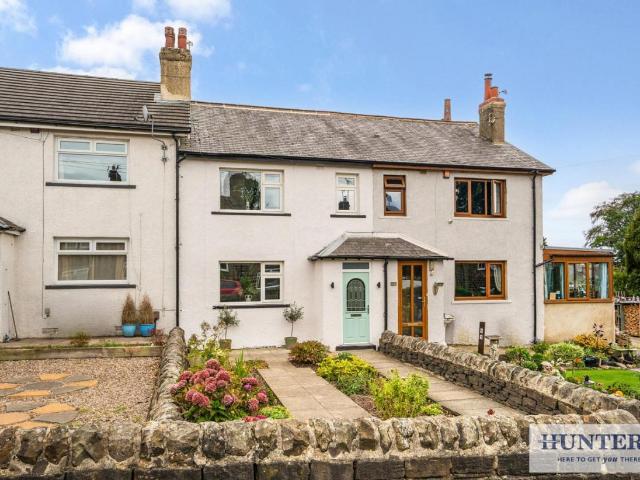 House for sale in Rawdon, West Yorkshire