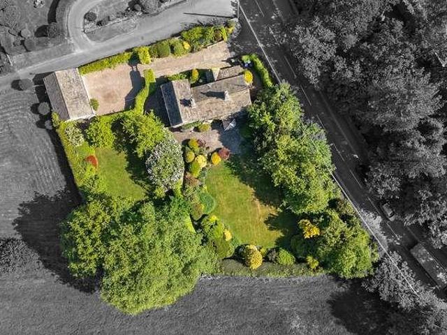 House for sale in Barnsley, Cawthorne