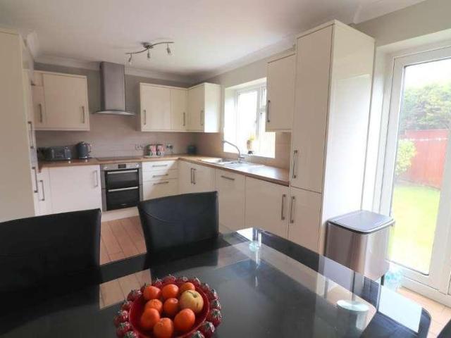 House for sale in Leagrave, Luton
