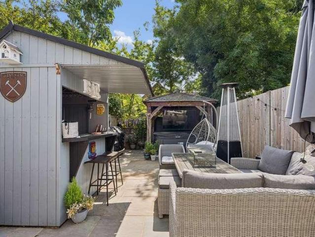 House for sale in Iver