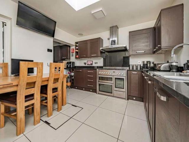 House for sale in Greater London