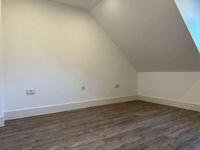 House for sale in Pachesham Park, Surrey